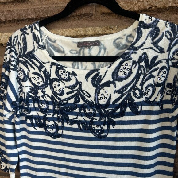 Metric Blue Striped Scroll Floral Sweater Size Large - Picture 7 of 9